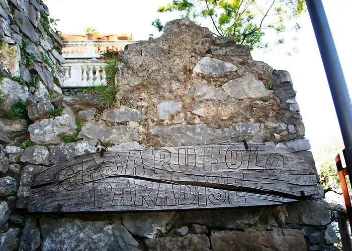 Casarufolo Paradise Guest house