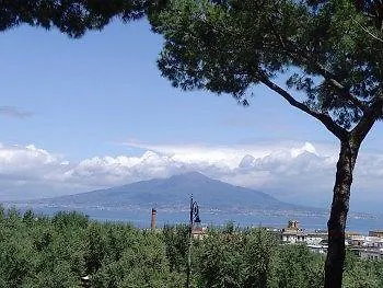 Casarufolo Paradise Guest house