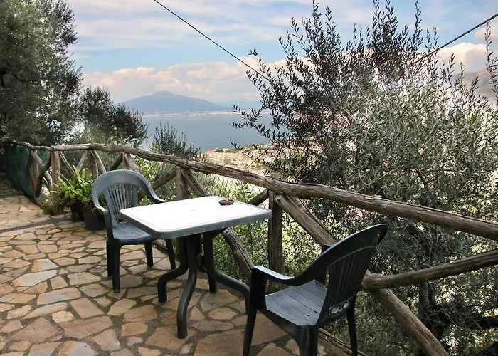 Guest house Casarufolo Paradise 4*