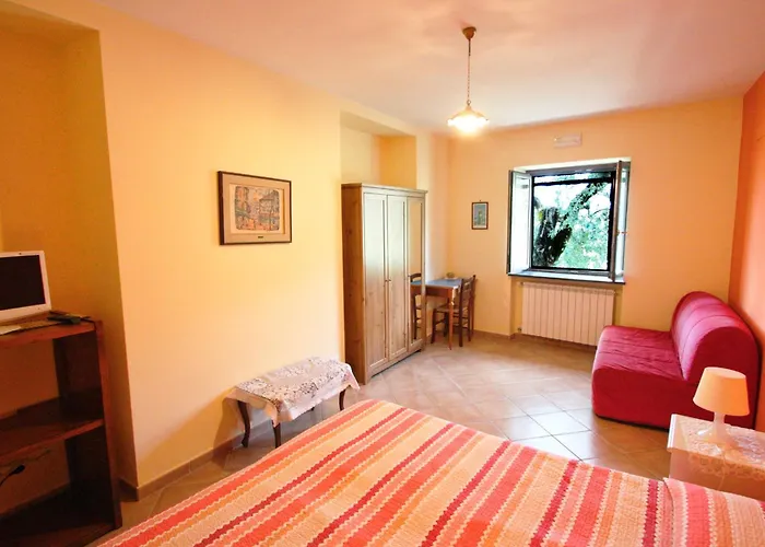 Πανσιόν Casarufolo Paradise 4*